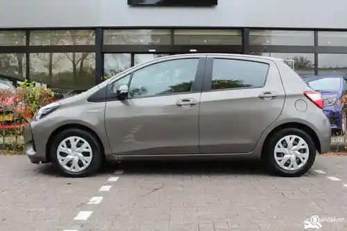 Toyota Yaris 1.5 Hybrid 2019