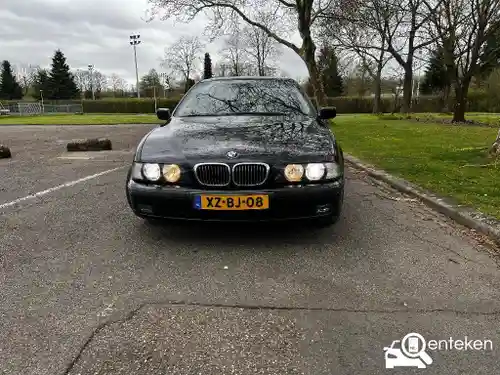 BMW 528i 1999