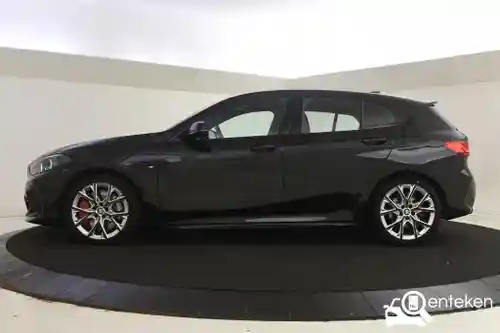 BMW 118i 2024