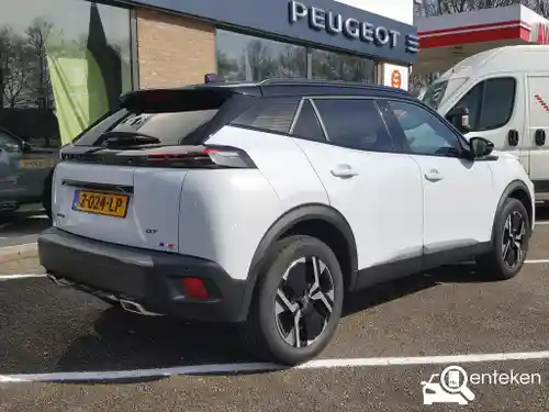 Peugeot 2008 1.2 PureTech 130 2024