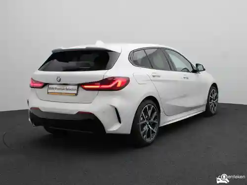 BMW 118i 2024