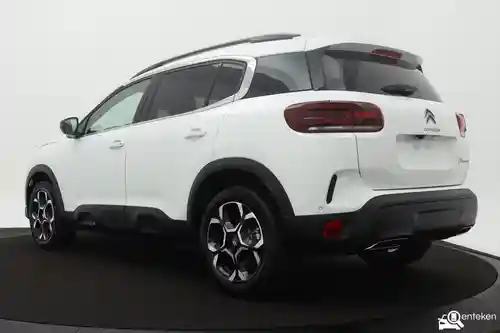Citroen C5 Aircross Hybrid 136 2024