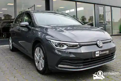 VW Golf 1.5 eTSI 2021