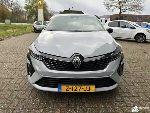 Renault Clio TCe 90 2024