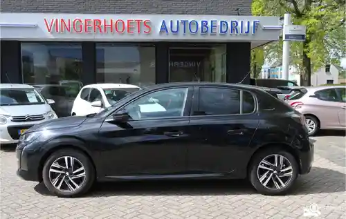 Peugeot 208 1.2 PureTech 100 2023