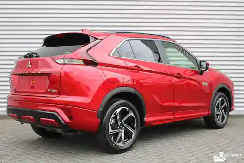 Mitsubishi Eclipse Cross 2.4 Plug-In Hybrid 2024