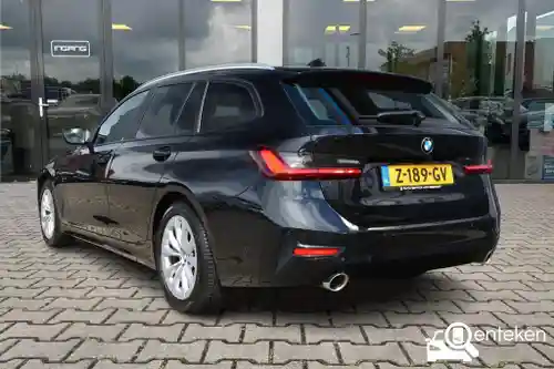 BMW 318i Touring 2022