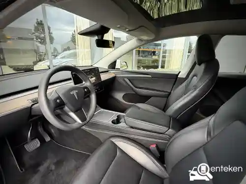 Tesla Model Y Maximum Range 2024