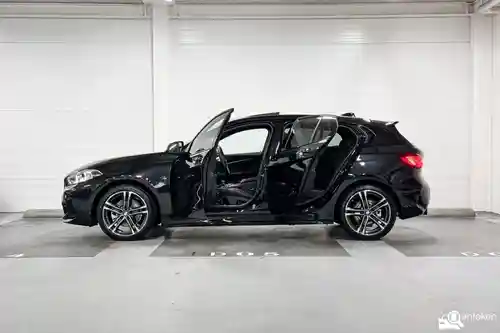 BMW 118i 2024