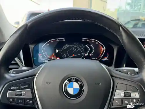BMW 318i Touring 2022