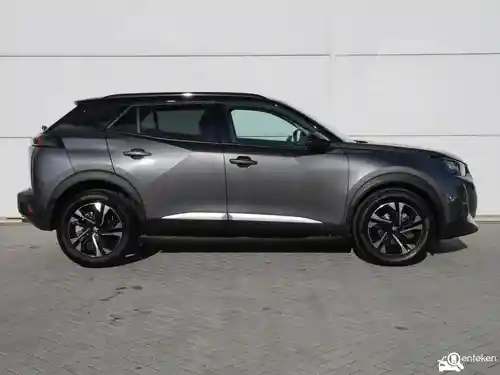 Peugeot 2008 1.2 PureTech 130 2022