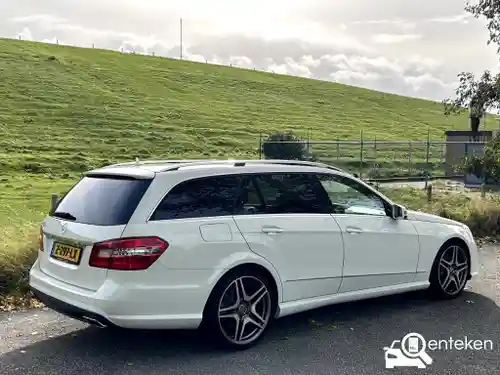 Mercedes-Benz E 500 T-model 2010