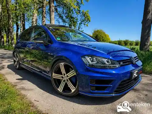 VW Golf R 2016