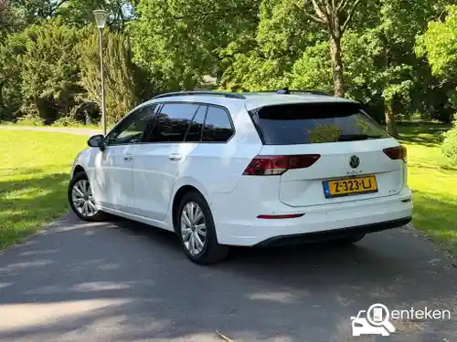 VW Golf Variant 1.0 eTSI 2021