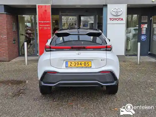 Toyota C-HR 1.8 Hybrid 2024