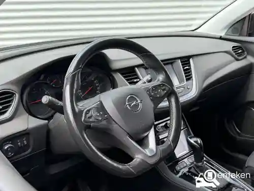 Opel Grandland X 1.2 DI Turbo 2021