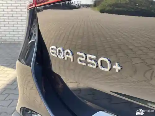 Mercedes-Benz EQA 250+ 2024