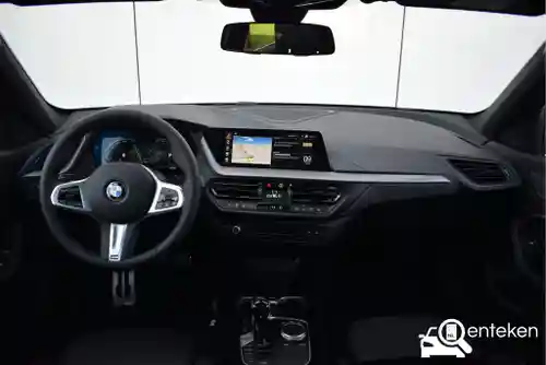 BMW 118i 2024