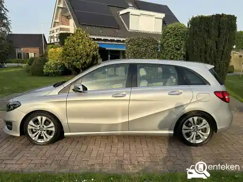 Mercedes-Benz B 200 2016