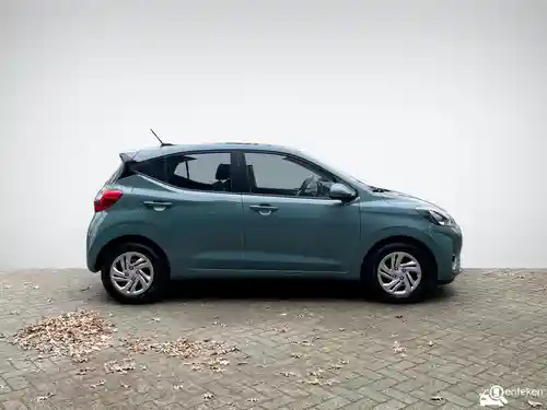 Hyundai i10 1.0 2024