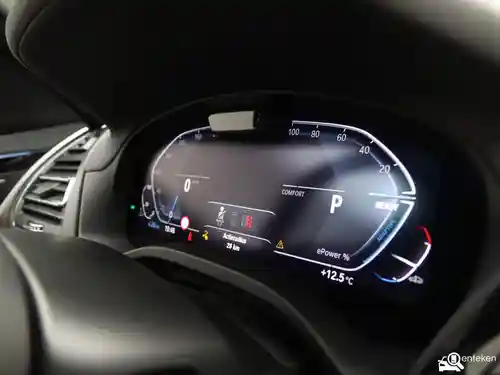 BMW iX3 2024