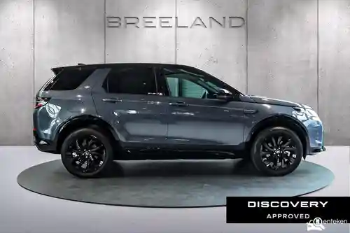 Land Rover Discovery Sport P300e 2024