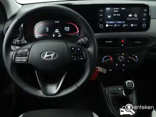 Hyundai i10 1.0 2024