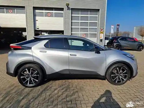 Toyota C-HR 2.0 Hybrid 2024