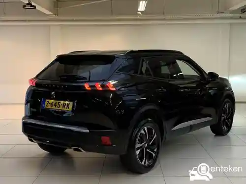 Peugeot 2008 1.2 PureTech 130 2021