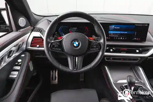 BMW XM 2024
