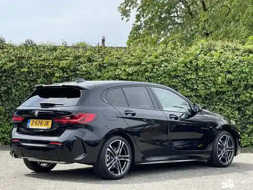 BMW 118i 2024