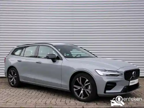 Volvo V60 T6 2024