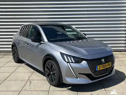 Peugeot 208 1.2 PureTech 100 2023