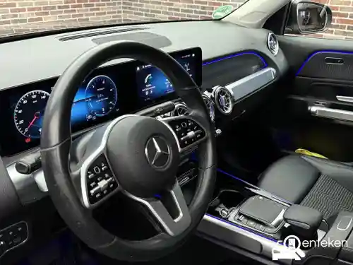 Mercedes-Benz GLB 200 2021