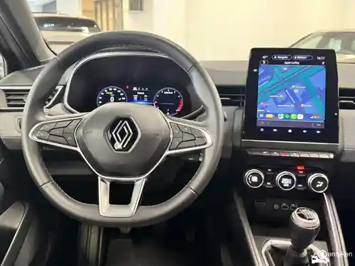 Renault Clio TCe 90 2024