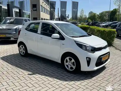 KIA Picanto 1.0 2024