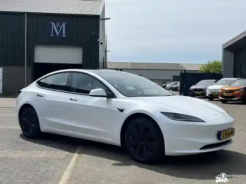 Tesla Model 3 Long Range 2024