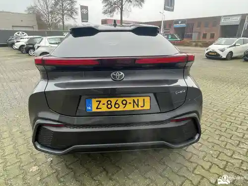 Toyota C-HR 1.8 Hybrid 2024