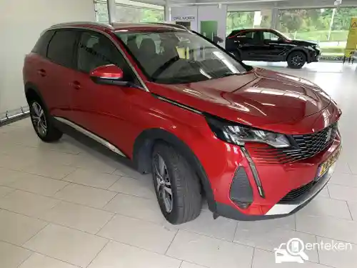 Peugeot 3008 1.2 PureTech 130 2021