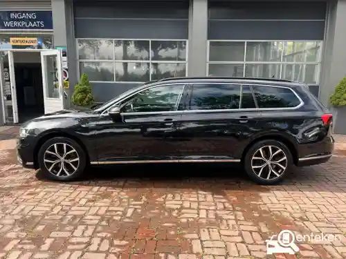 VW Passat Variant GTE 2021