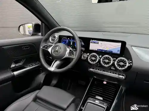 Mercedes-Benz EQA 250+ 2024
