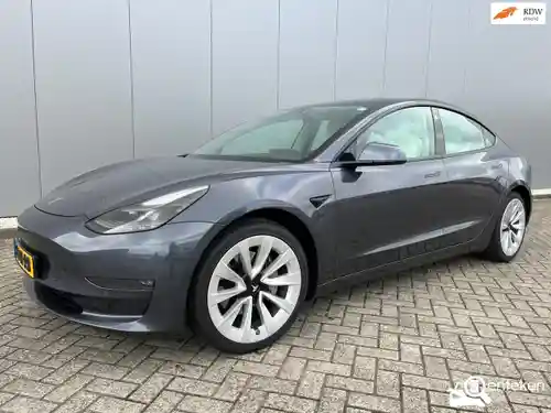 Tesla Model 3 Performance 2021