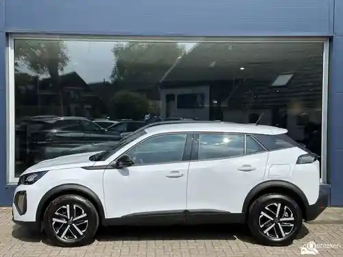 Peugeot 2008 1.2 PureTech 130 2024
