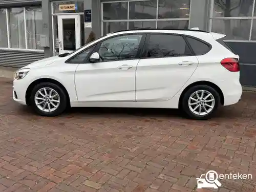 BMW 218i Active Tourer 2015