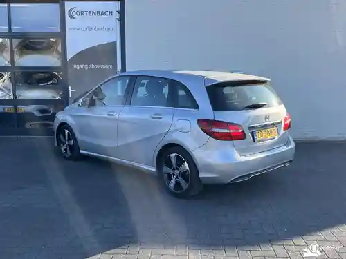 Mercedes-Benz B 180 2015