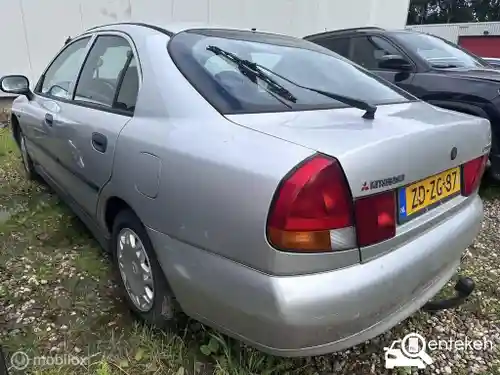 Mitsubishi Carisma 1.6 1999