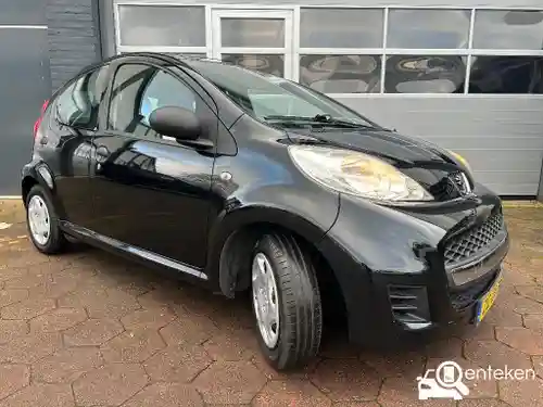 Peugeot 107 1.0 70 2012