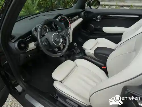 MINI Cabrio Cooper 2019