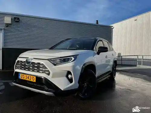Toyota RAV4 2.5 Hybrid 2019