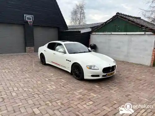 Maserati Quattroporte S 2010